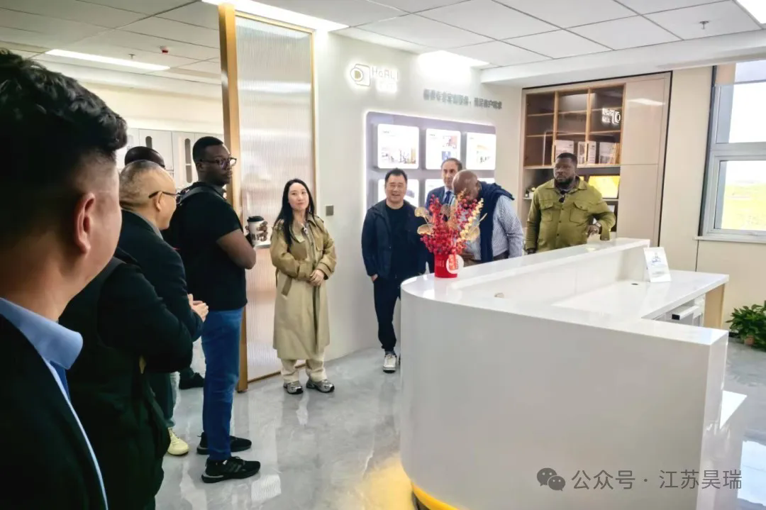 1744767985198317.png 02.webp.png